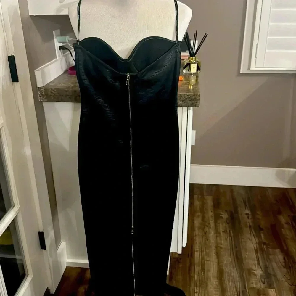 Retrofete CHARLIZE COATED KNIT DRESS
8134 - Picture 7 of 8